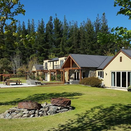 Maple Lodge Luxury Bed & Breakfast Albert Town Eksteriør billede
