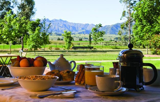 Maple Lodge Luxury Bed & Breakfast Albert Town Eksteriør billede